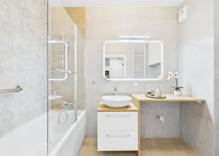 Superapart Wlodkowica 9a - With Parking Варшава