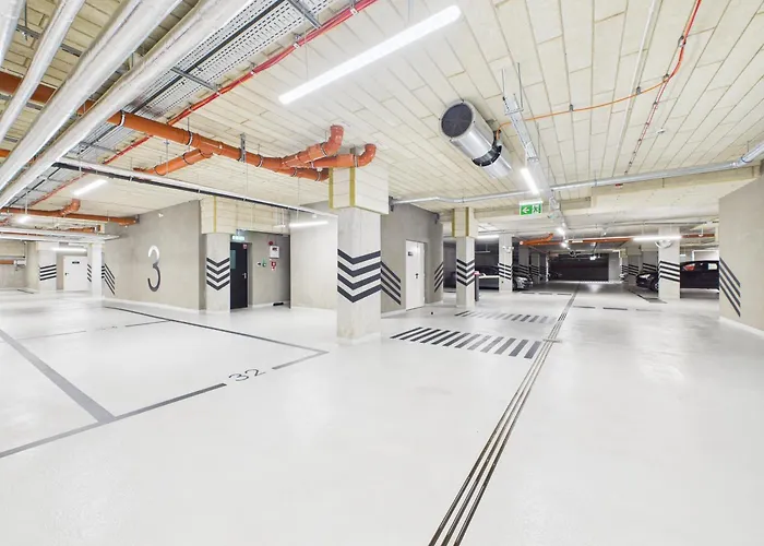 Superapart Wlodkowica 9a - With Parking Апартаменты *